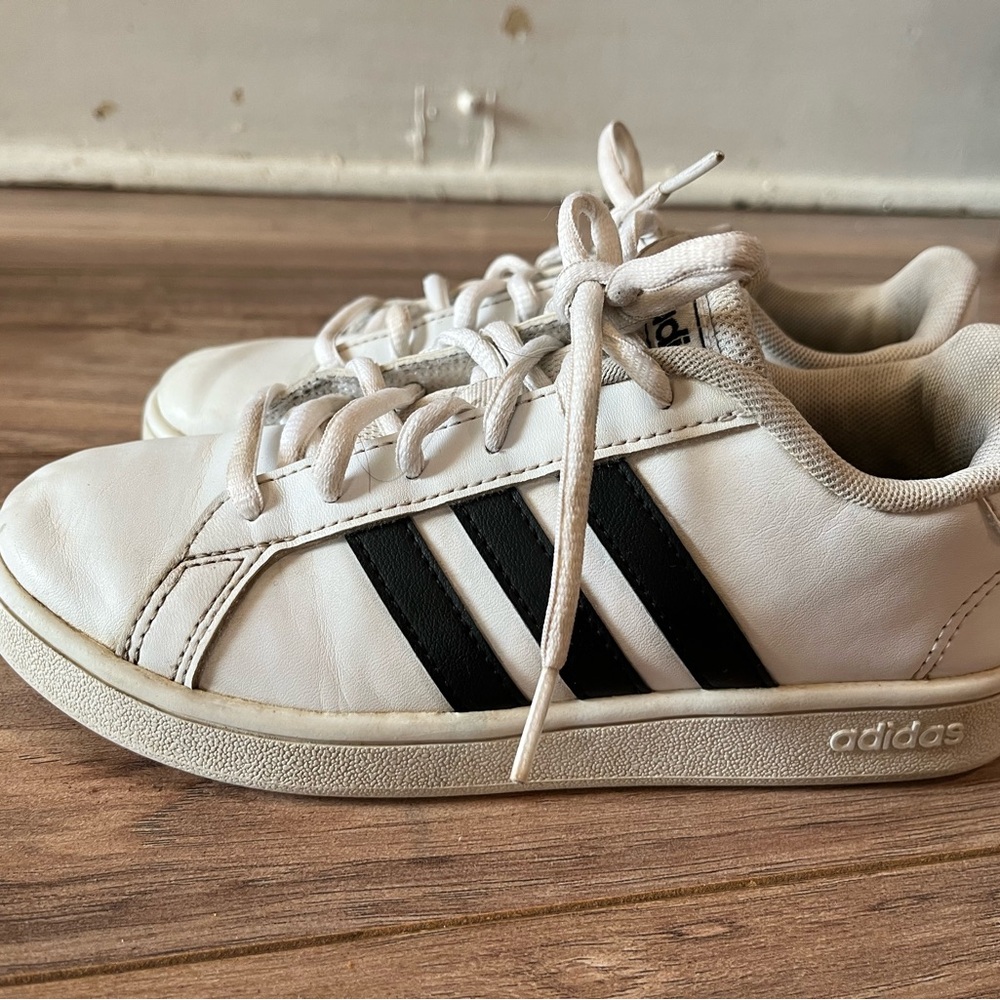 Adidas Kids Classic White and Black Sneakers